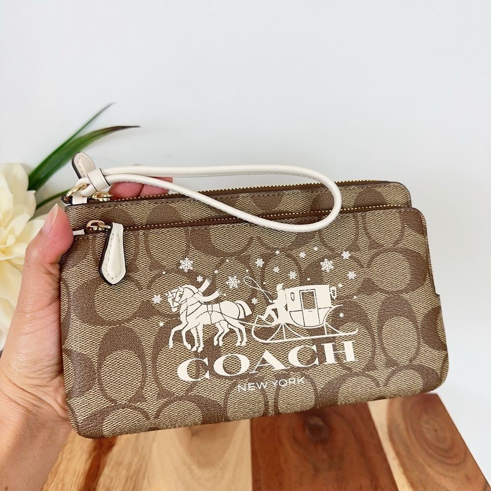 NWT Coach Double Zip Wallet In Signature Canvas With Horse And Sleigh - Picture 2 of 7